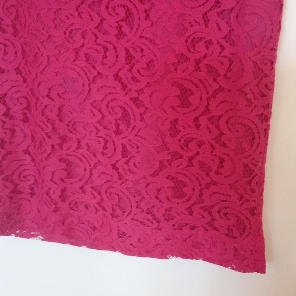 Lace Pencil Skirt - Picture 4 of 7